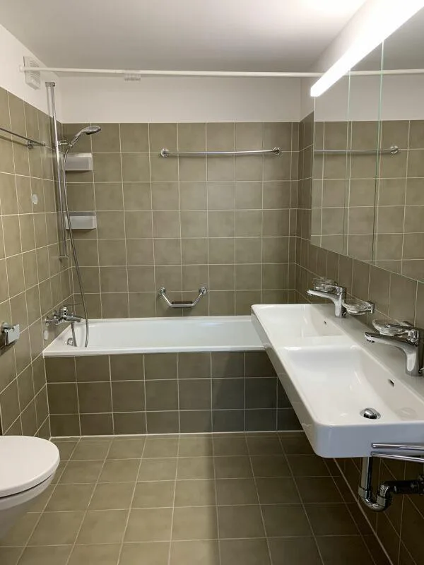 heimelige Dachwohnung mitten in Gähwil
