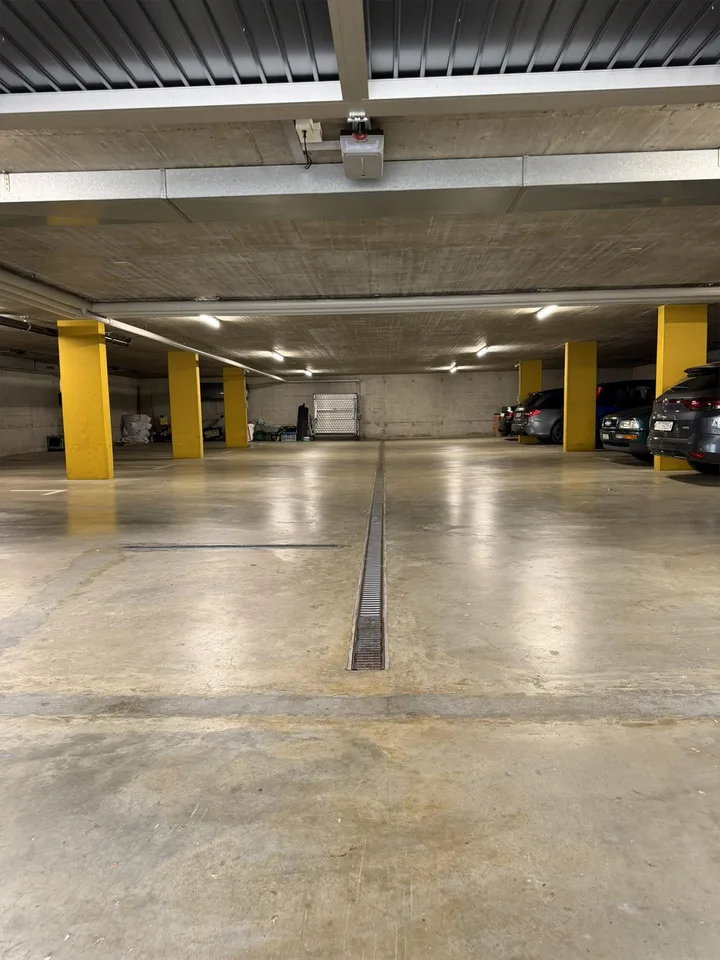 Tiefgaragenplatz in Frauenfeld zu vermieten – photo 2 sur 2