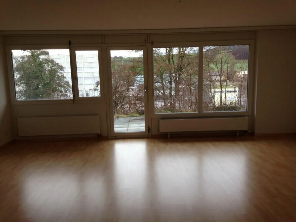 Beautiful 1-bedroom apartment with garden seating