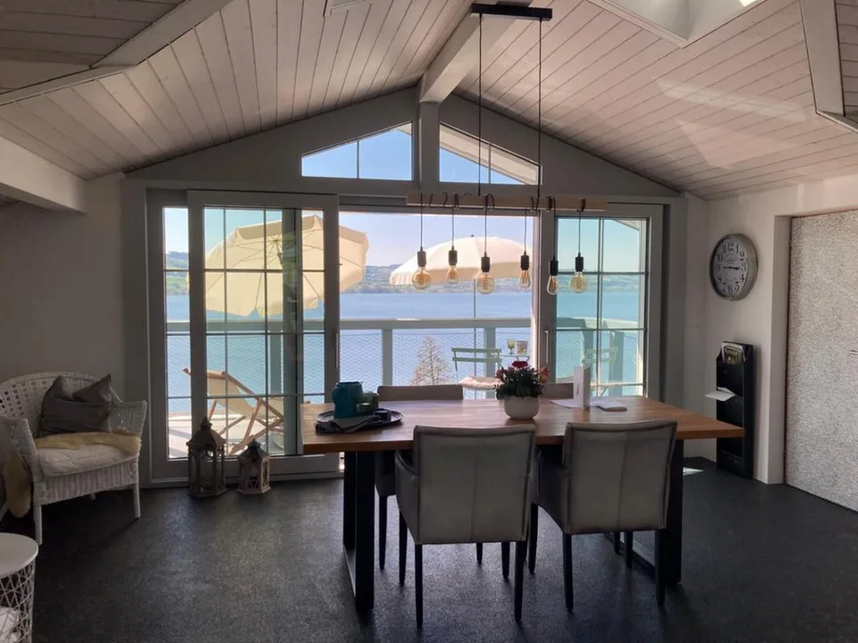 Maisonette-Wohnung mit traumhaftem Blick auf den Sempachersee