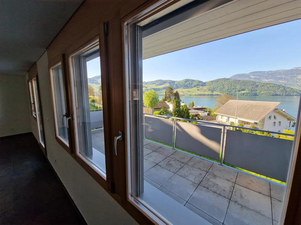 6.5 Zimmer Haus direkt über dem Vierwaldstättersee