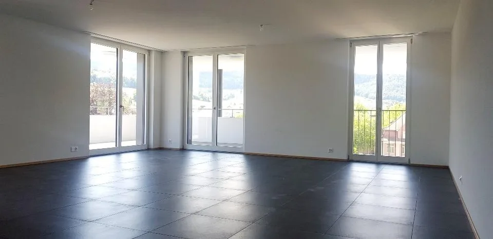 MODERNES WOHNEN IM TURM DIREKT AN DER LÜSSEL