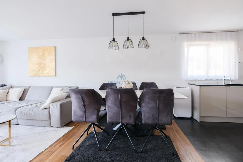 Modernes Wohnen in ruhiger Lage von Aesch – photo 2 of 11