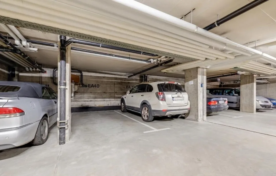 Stilvoll wohnen oder clever investieren: Renovierte 2.5-Zimmer-Wohnung mit Balkon – Foto 12 von 13