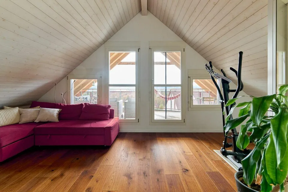 Indépendant, beaucoup de lumière, beaucoup d'espace - idéal pour les familles (À VENDRE) – photo 6 sur 26