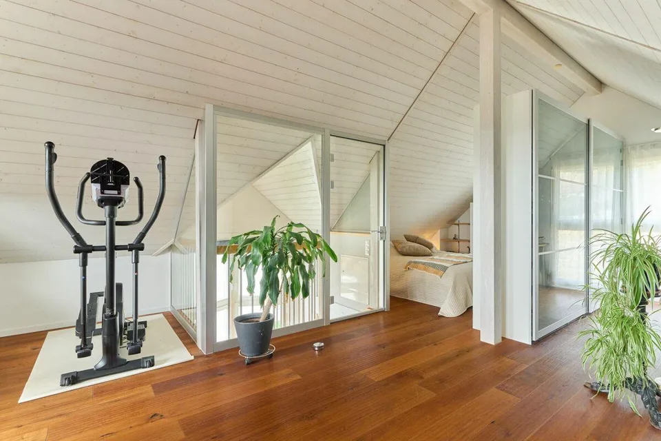Indépendant, beaucoup de lumière, beaucoup d'espace - idéal pour les familles (À VENDRE) – photo 8 sur 26