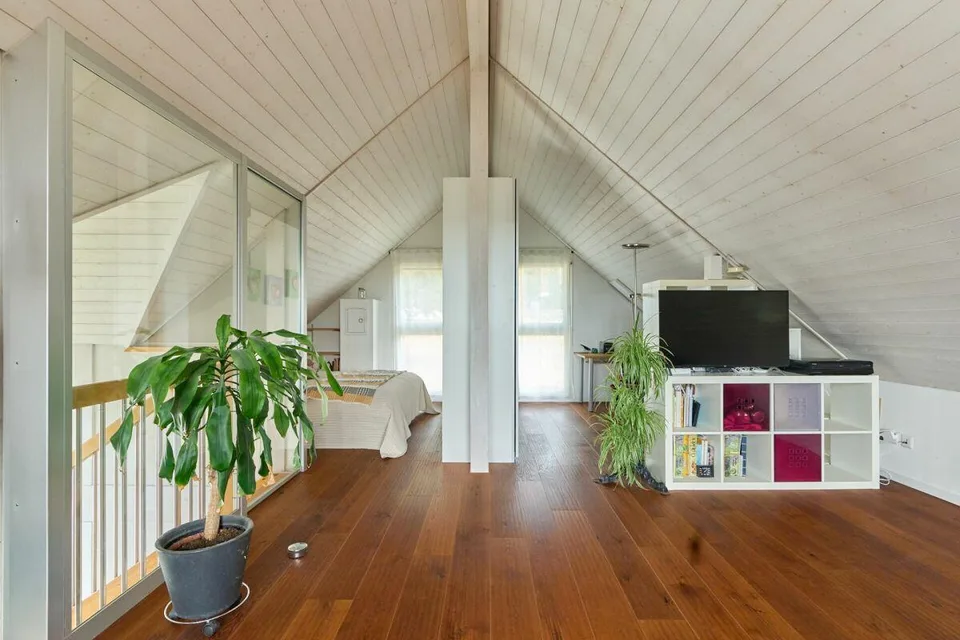 Indépendant, beaucoup de lumière, beaucoup d'espace - idéal pour les familles (À VENDRE) – photo 7 sur 26