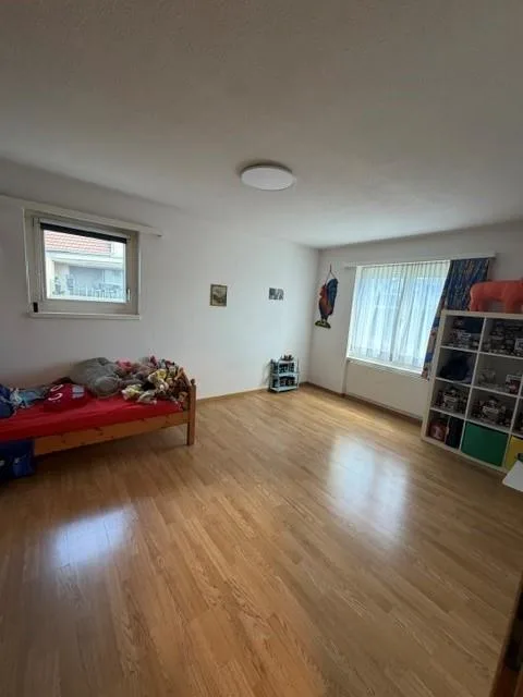 Suchen Sie ein gemütliches Zuhause mit viel Platz, Ruhe und Natur?