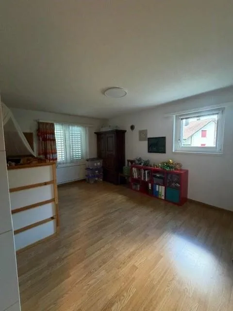 Suchen Sie ein gemütliches Zuhause mit viel Platz, Ruhe und Natur?