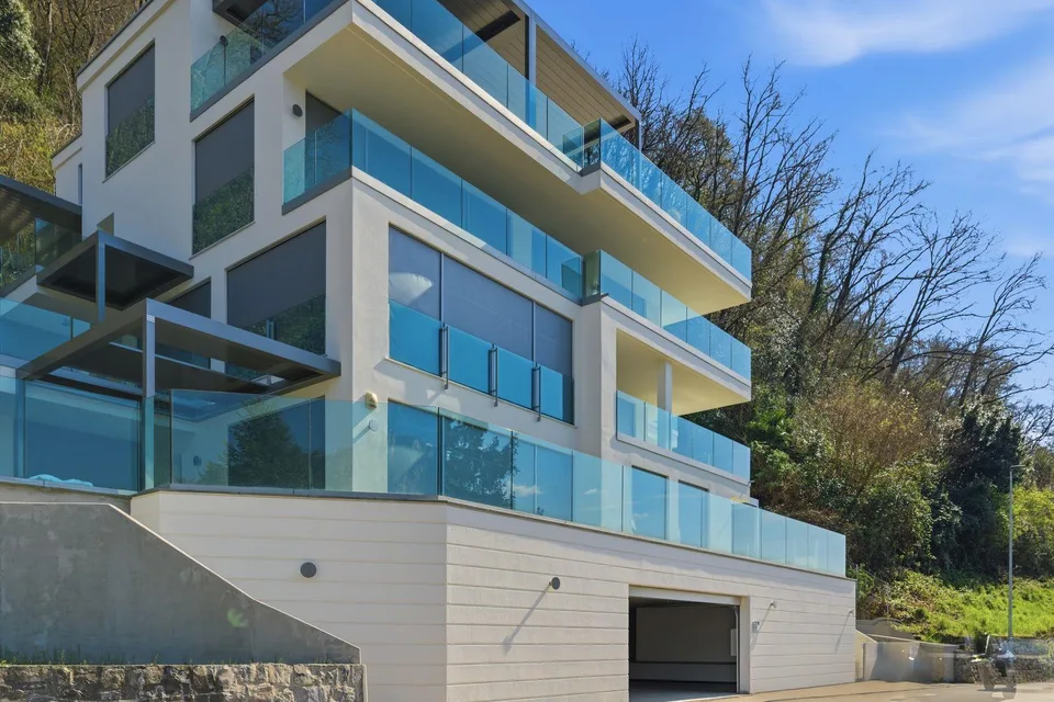 Zu vermieten: Luxuriöse Wohnung über die gesamte Etage | For Rent: ...