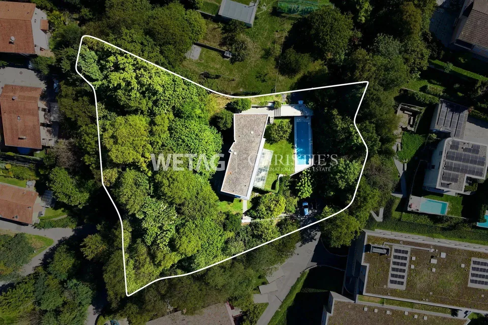 Villa élégante avec grand jardin & piscine extérieure à vendre à Lugano-Davesco Soragno ? Résidence secondaire possible – photo 13 sur 13