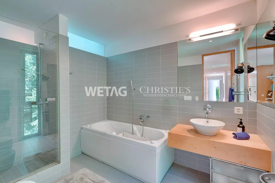 Villa élégante avec grand jardin & piscine extérieure à vendre à Lugano-Davesco Soragno ? Résidence secondaire possible – photo 9 sur 13