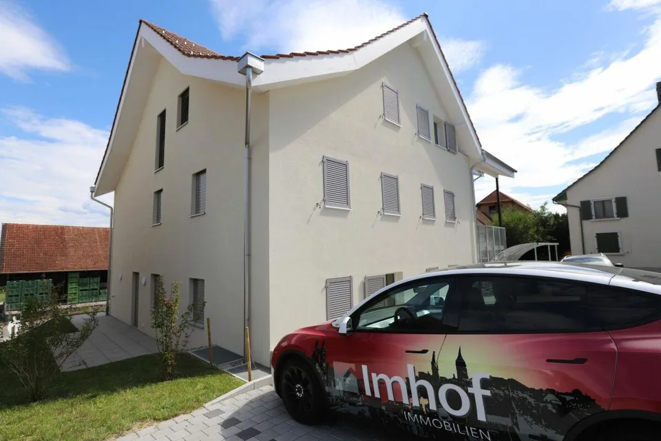 Moderne 3.5-Zimmer-Wohnung mit Gartenanteil in Kümmertshausen - att... – photo 8 sur 9