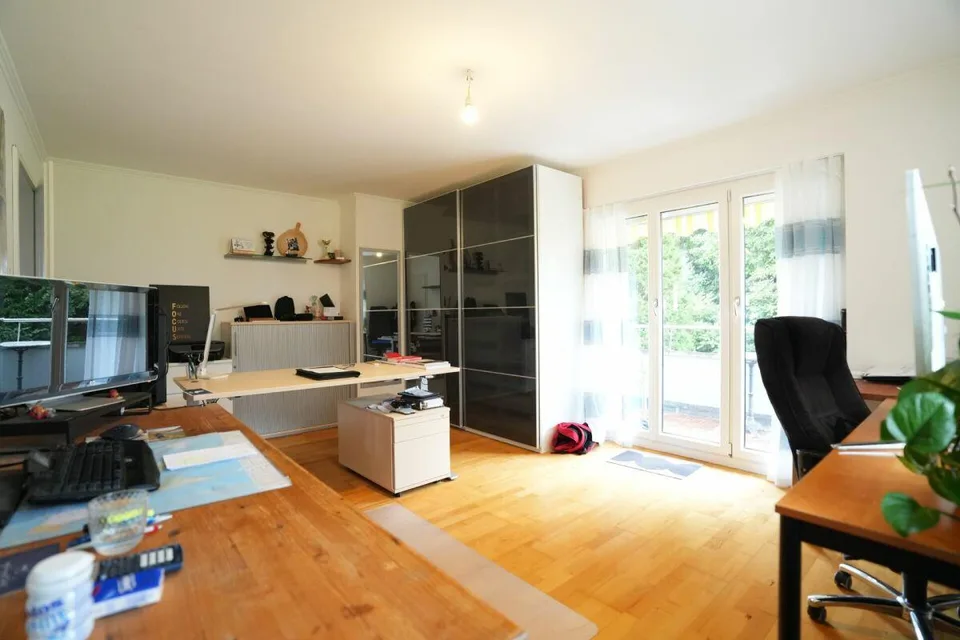 4-Zimmerwohnung mit Blick ins Grüne und zwei Balkone