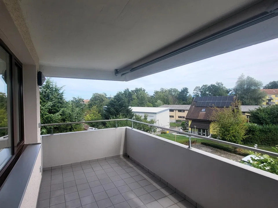 Grosszügige und helle Wohnung