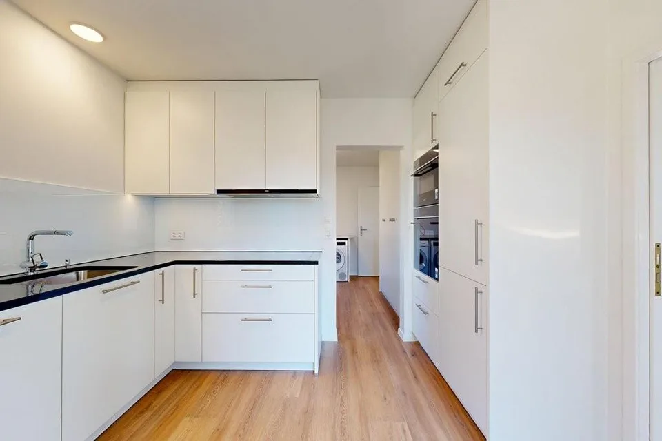Maison individuelle unique de 8,5 pièces avec grand jardin – photo 6 sur 12