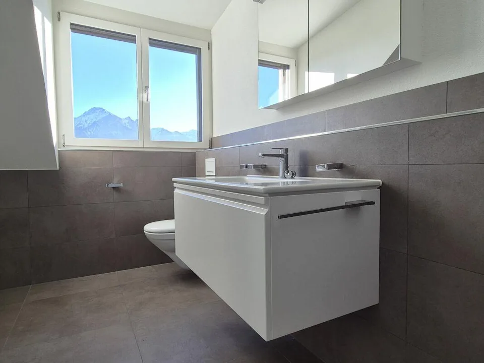 Appartement en duplex de 4,5 pièces avec loggia dans un emplacement central à Mels
