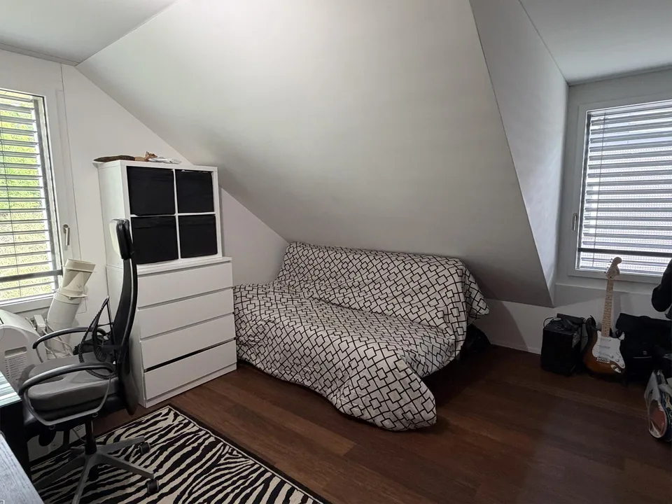 Traumhafte 4.5-Zimmer-Dachwohnung mit See- und Bergsicht