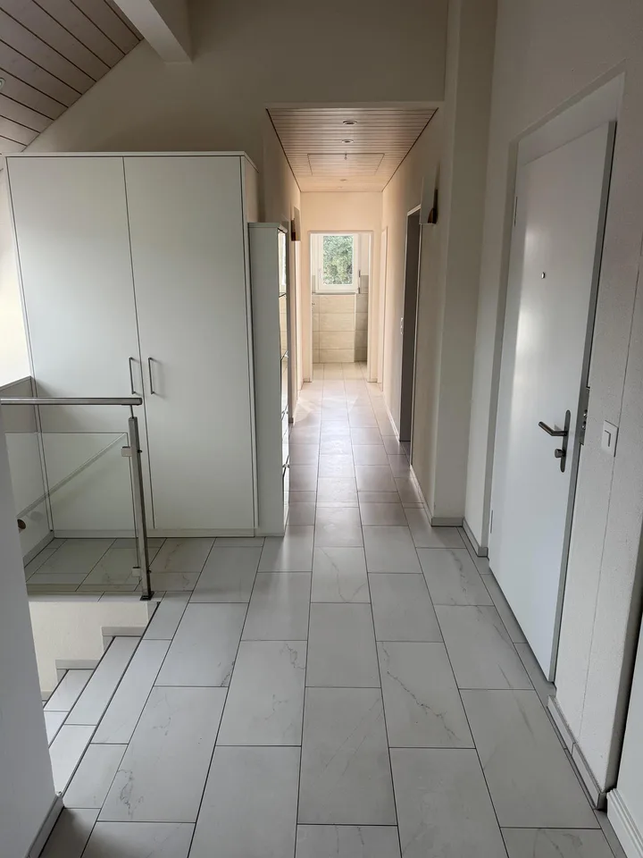 Exklusive 4 1/2-Zimmer-Attika mit Privatlift