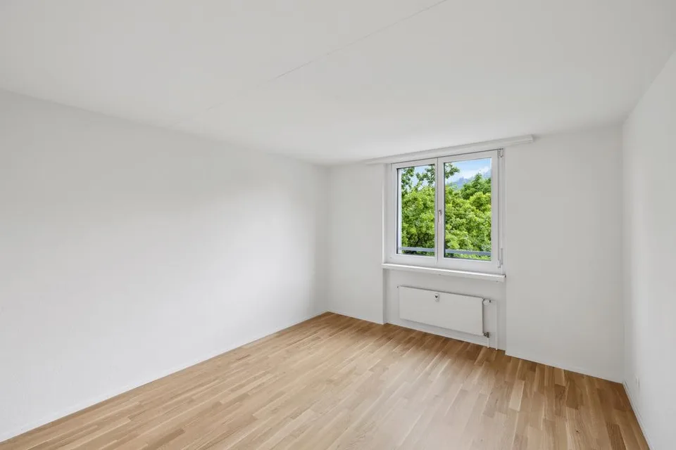 Sanierte Wohnung im Zentrum von Schliern – Foto 8 von 11