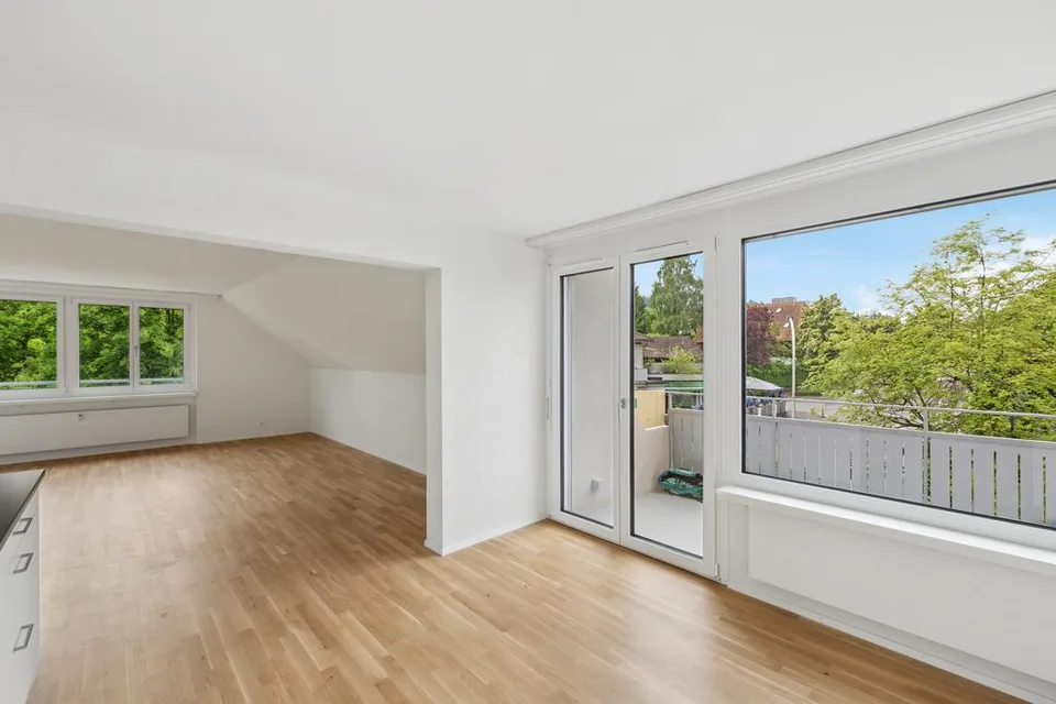 Sanierte Wohnung im Zentrum von Schliern – Foto 4 von 11