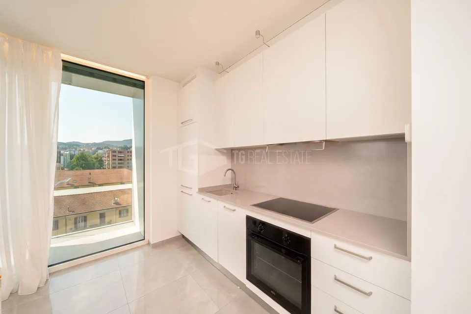 MODERN FURNISHED ONE-BEDROOM APARTMENT IN CENTRAL LUGANO – photo 5 of 19
