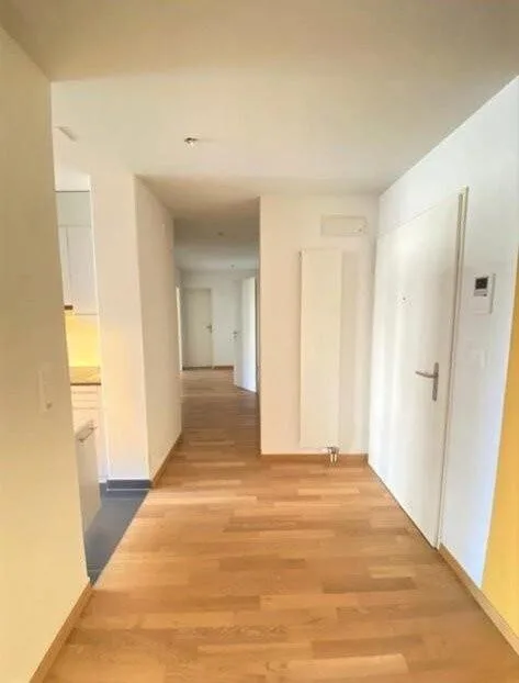 Grosszügige Maisonette-Wohnung mit Sitzplatz im Grünen – Foto 6 von 12