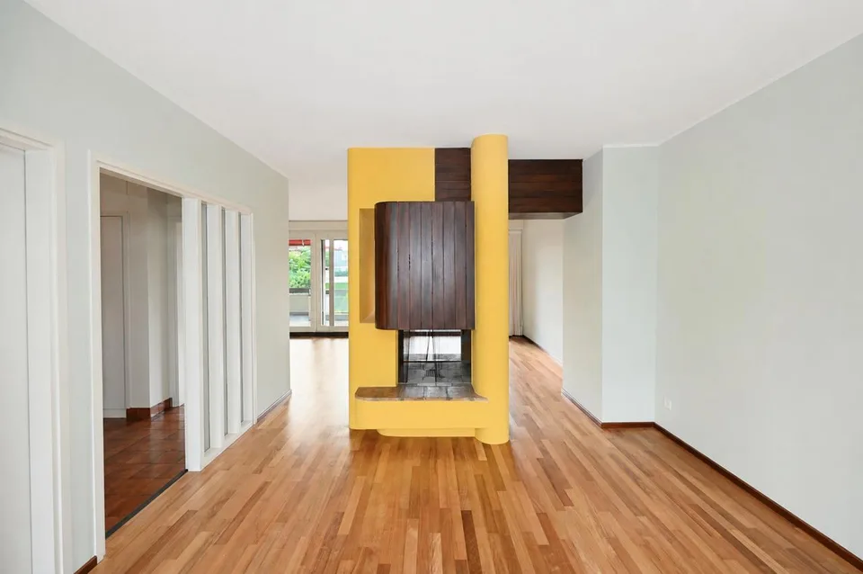 Appartamento Rinnovato con Terrazza e Piscina Condominiale – Foto 8 von 28