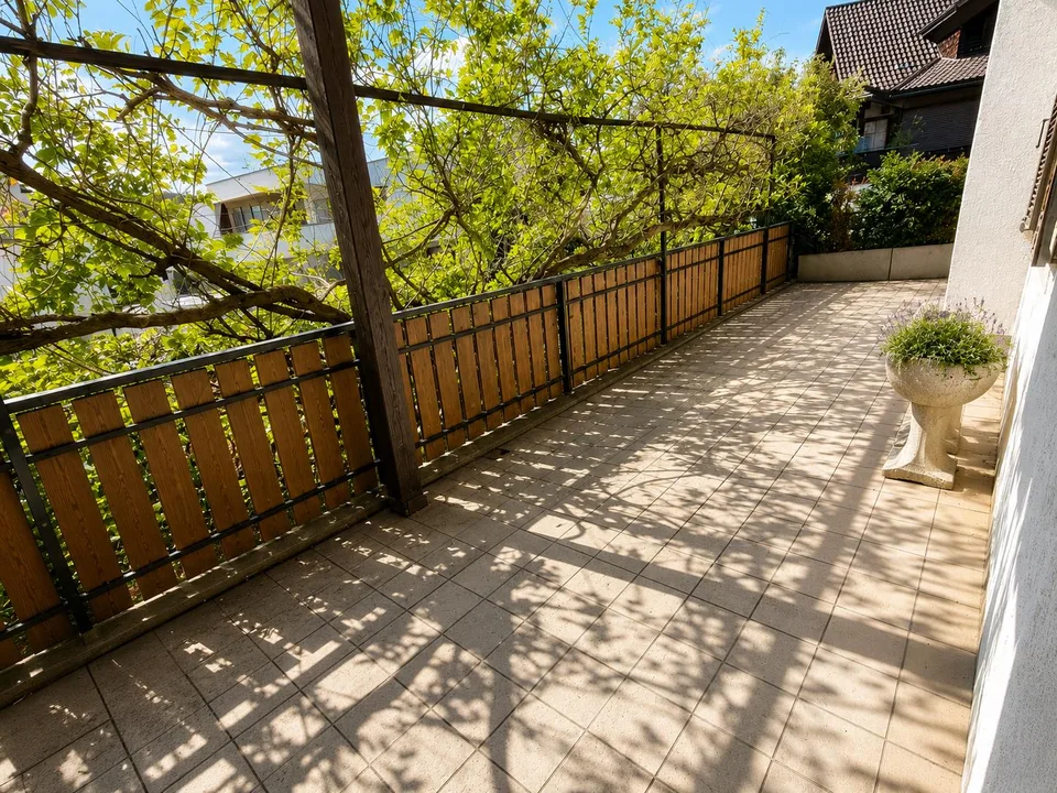 7.5-Zimmer-Einfamilienhaus mit viel Privatsphäre – photo 19 sur 21