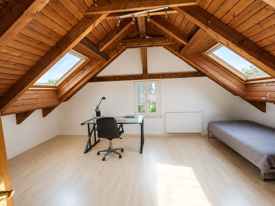 7.5-Zimmer-Einfamilienhaus mit viel Privatsphäre – photo 14 sur 21
