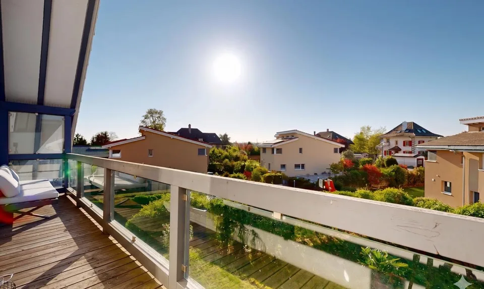 Außergewöhnliches Triplex mit 6,5 Zimmern, Sauna und Garten – Foto 5 von 11