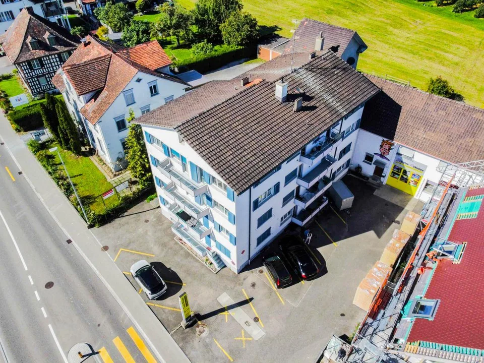Mehrfamilienhaus mit 11 Einheiten an Zentraler Lage – Foto 2 von 13