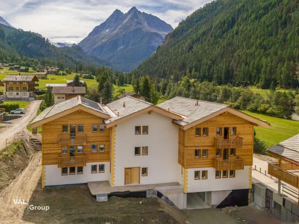 Panorama alpino unico - Superbo appartamento luminoso e spazioso di 4,5 stanze.