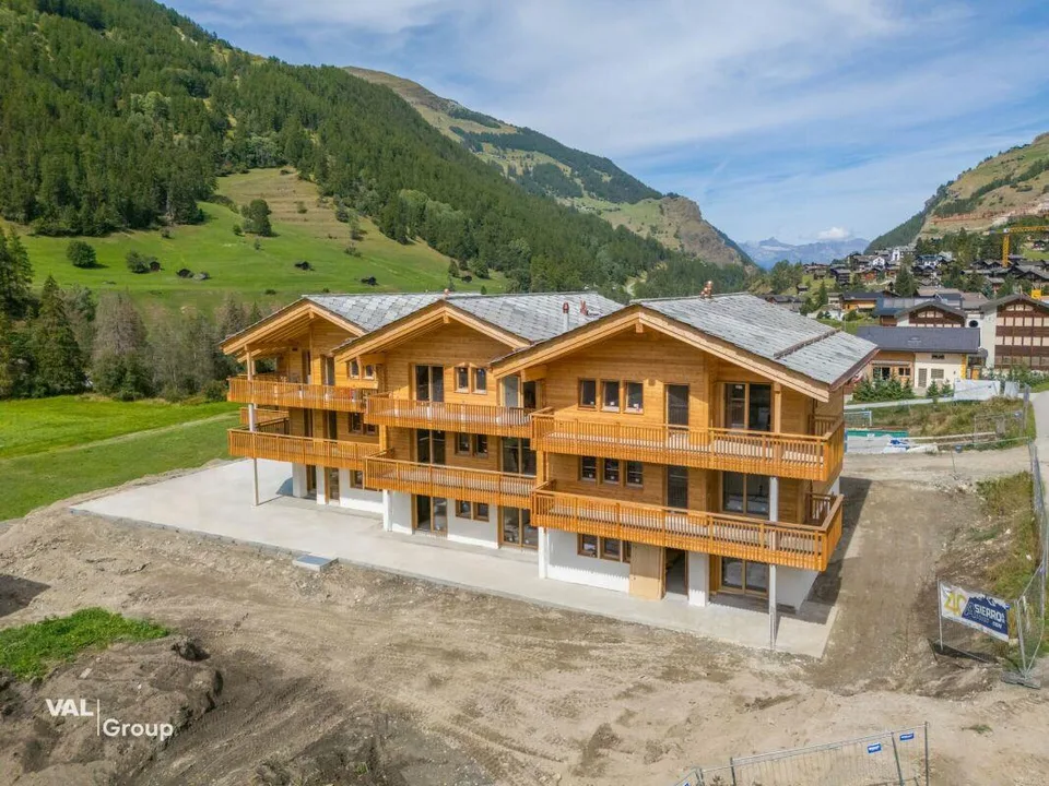 Panorama alpino unico - Superbo appartamento luminoso e spazioso di 4,5 stanze.