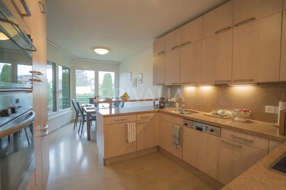 Superbe duplex avec terrasse de 75 m2 dans une résidence sécurisée,...