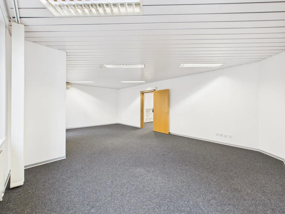 Moderne, klimatisierte Büroräume in zentraler Lage in Brig