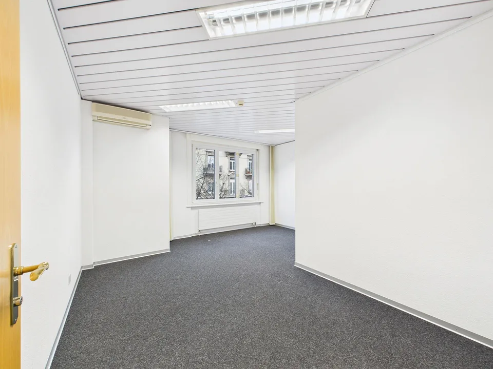 Moderne, klimatisierte Büroräume in zentraler Lage in Brig