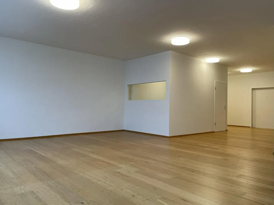 Espace commercial à Regensdorf, central et facilement accessible