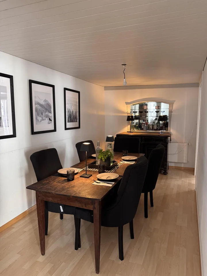 Grosszügige 4½-Zimmer-Wohnung mit besonderem Charme – ca. 125 m² im He