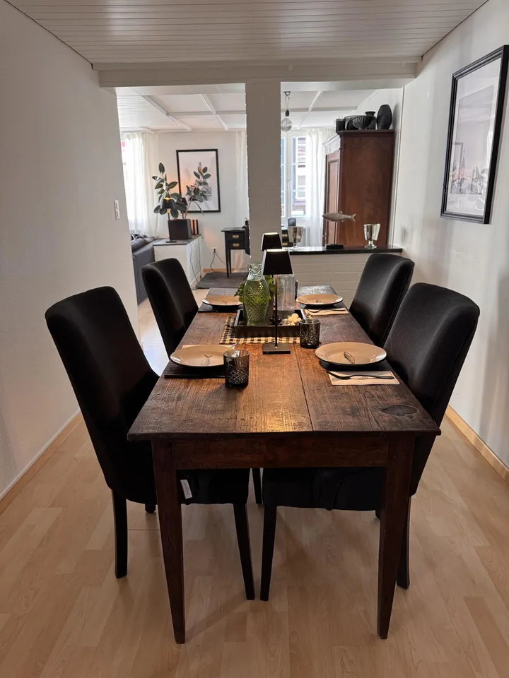 Grosszügige 4½-Zimmer-Wohnung mit besonderem Charme – ca. 125 m² im He