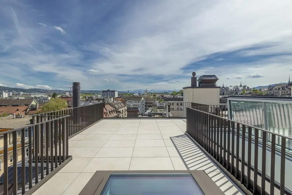 Loftwohnung mit grosser Dachterrasse an zentraler Lage