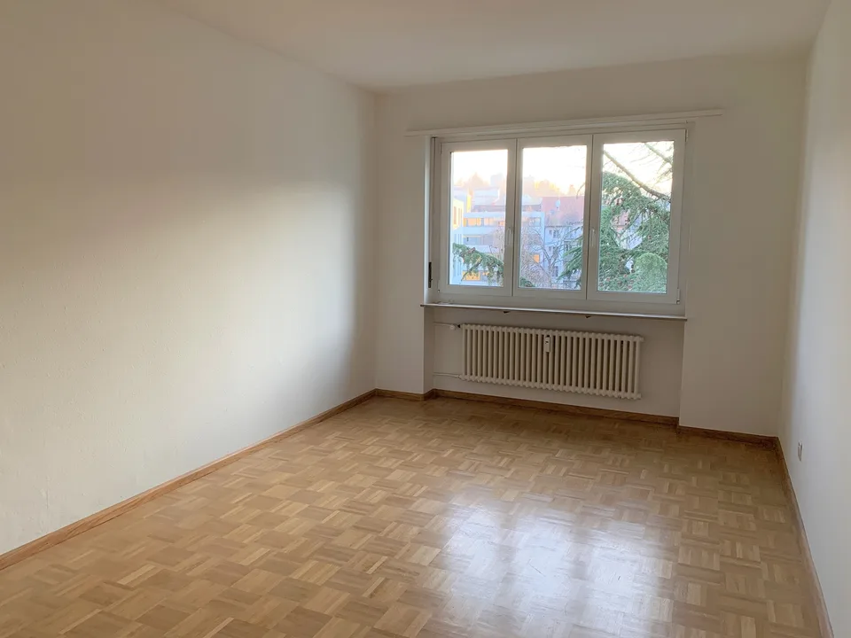 Appartamento 3 locali in posizione centrale, vicino alla stazione e a Migros Dreispitz – foto 12 di 17