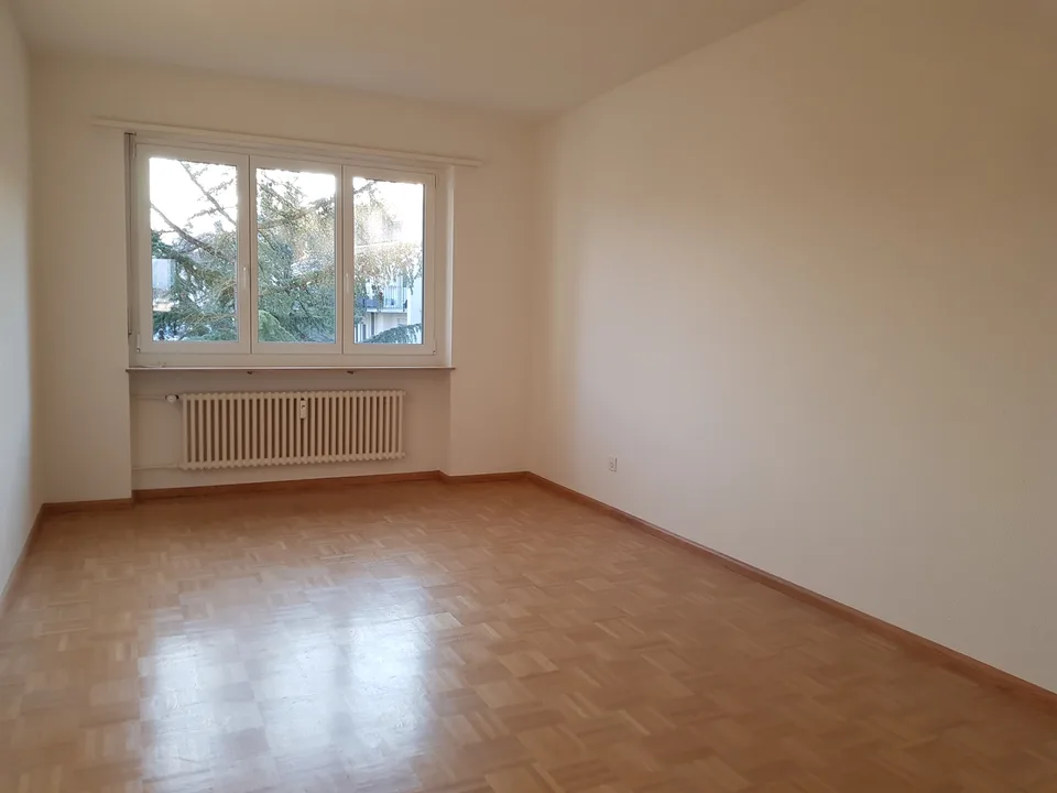 Appartamento 3 locali in posizione centrale, vicino alla stazione e a Migros Dreispitz – foto 13 di 17