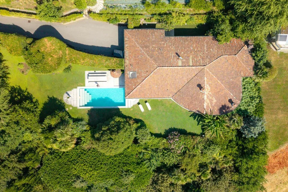 Single-family villa with pool and complete privacy – photo 7 of 17