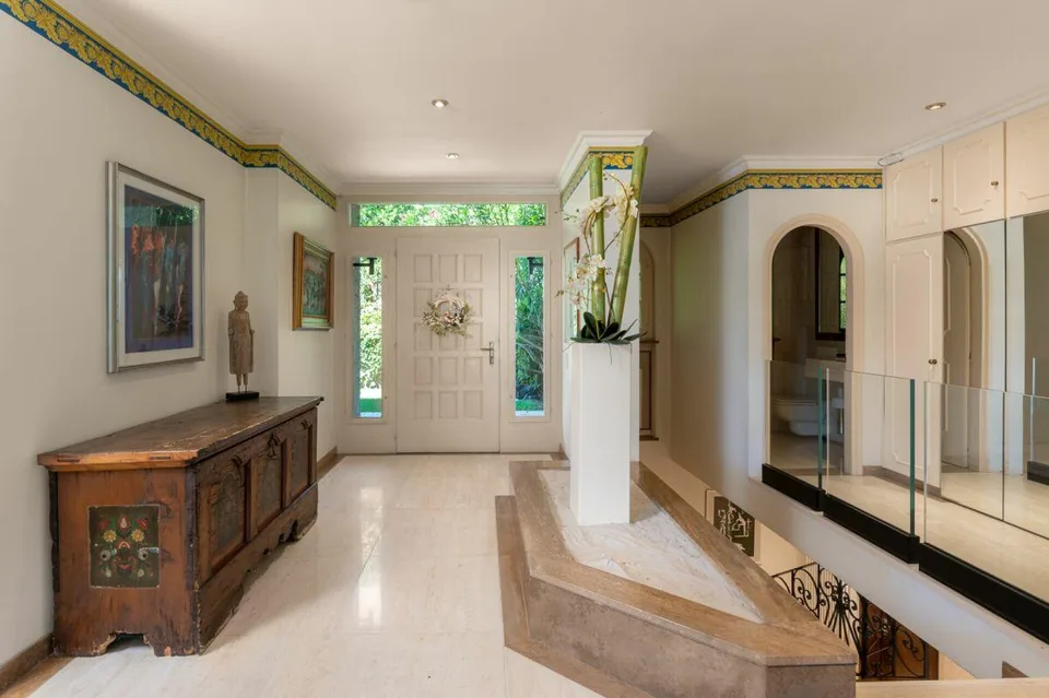 Single-family villa with pool and complete privacy – photo 11 of 17
