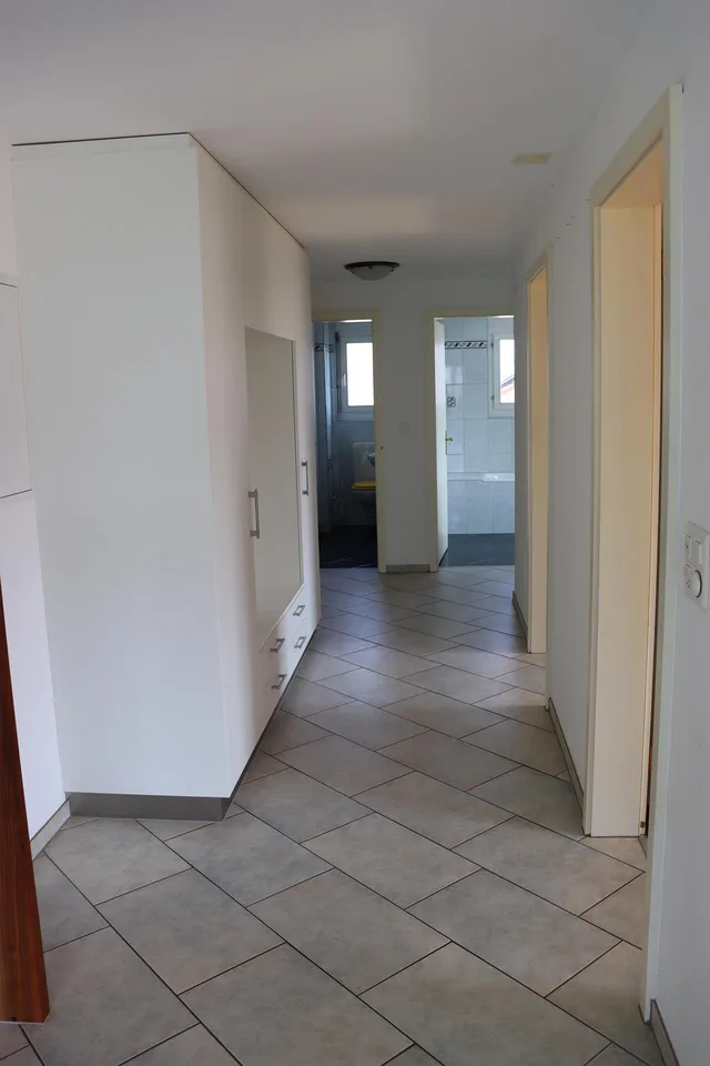 Attraktive 3.5 Zimmerwohnung mit Einzelgarage an sonniger Lage – photo 12 sur 18