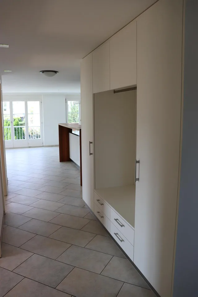 Attraktive 3.5 Zimmerwohnung mit Einzelgarage an sonniger Lage – photo 8 sur 18