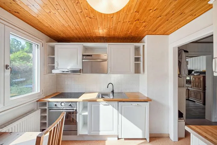 4 ZIMMER EINFAMILIENHAUS IM CHALET-STIL MITTEN IN DER NATUR – Foto 3 von 8