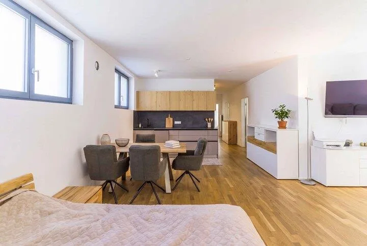 MODERN UND ZENTRAL IN ALLSCHWIL - WOHNUNG MIT GARTENSITZPLATZ – Foto 3 von 8