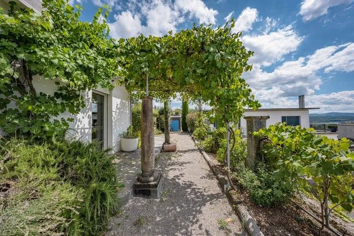 PRUNKVOLLES MEHRFAMILIENHAUS MIT CHARAKTER – Foto 7 von 8